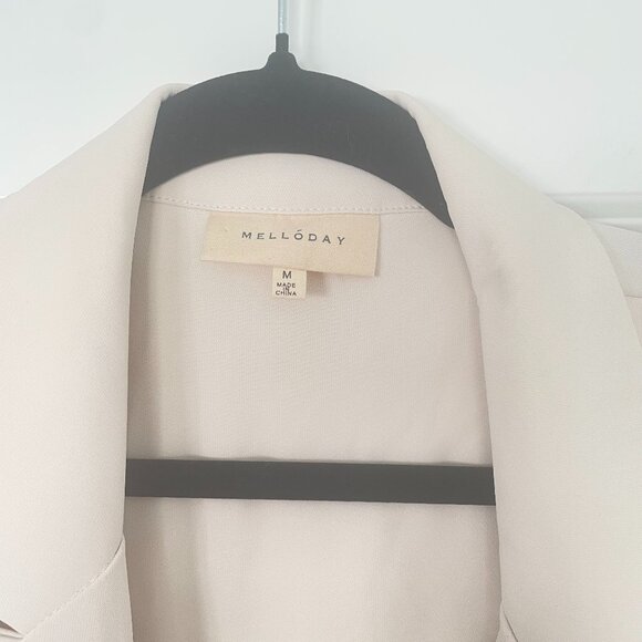 Melloday Ivory Sleeveless Blazer Vest Blouse – Size M, Belted Stretch Fit - Picture 6 of 7